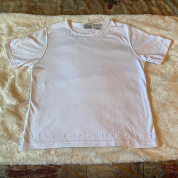 - Tradition Country Collection by Sears Ladies White T-shirt Size XL - Picture 1 of 9